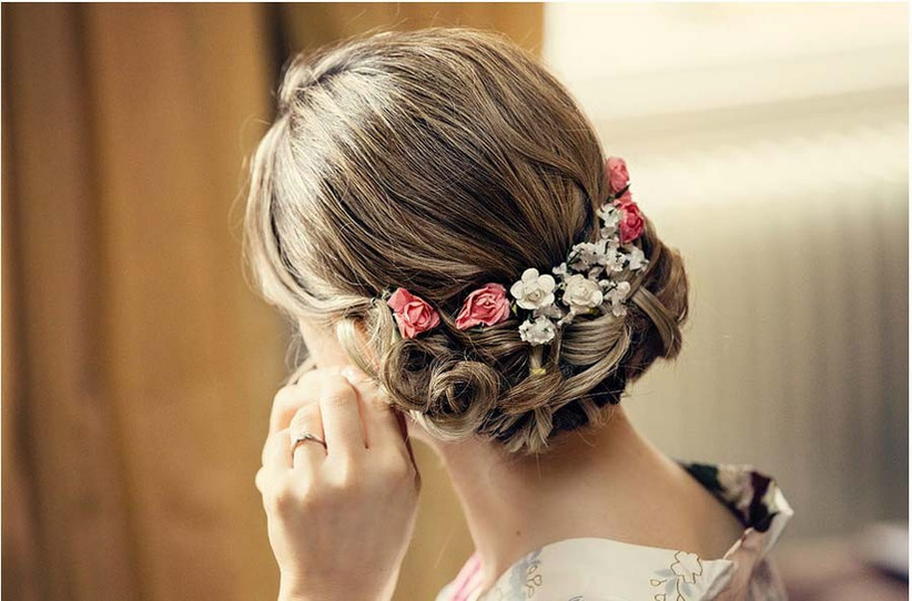 individual flowers for hair