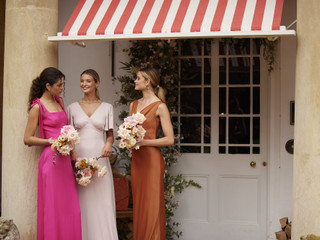 Mix Your Maids: How To Do Mismatched Bridesmaid Dresses in Style