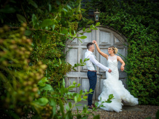A Sunny, Summer Wedding with a Cupcake Wall at Winters Barns