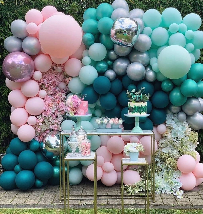 How To Create A Beautiful Balloon Wall In 5 Easy Steps Hitched Co Uk