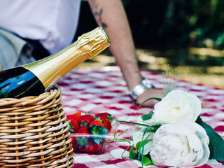 Date Ideas for Newlyweds: 25 Unique Plans