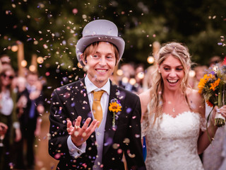 A Sunflower Filled Festival Wedding in Oxfordshire