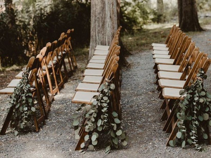 ceremony aisle decor