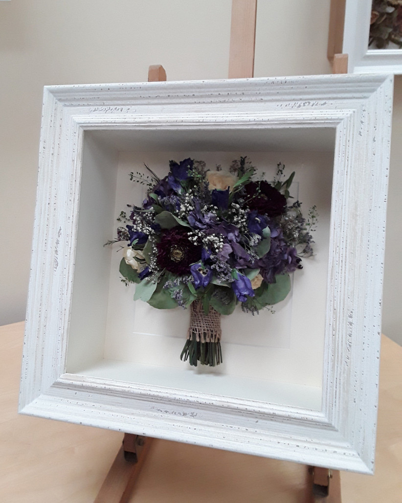 Wedding Bouquet Preservation 7 Ways To Preserve Your Wedding Flowers Uk 6064