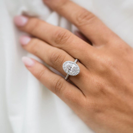 Kourtney Kardashian Sparks Oval Engagement Ring Trend - and These Are Our Favourites! 