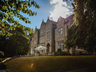 Leeds Wedding Venues: 14 Perfect Picks for Couples in Leeds