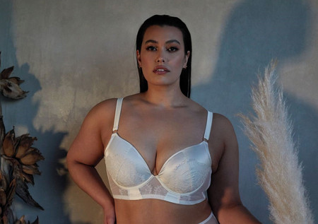Plus Size Bridal Lingerie: 28 Stunning Sets & How to Choose Them