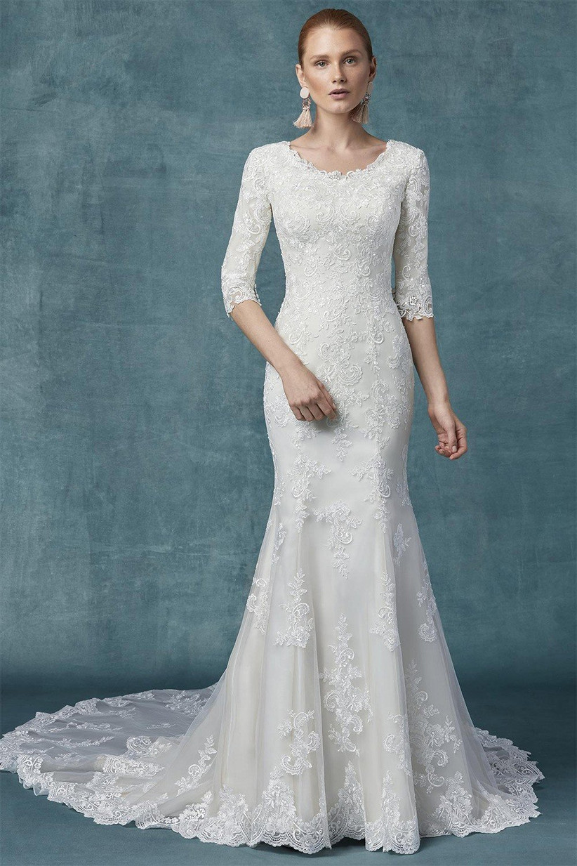 long sleeve wedding dress with tulle skirt