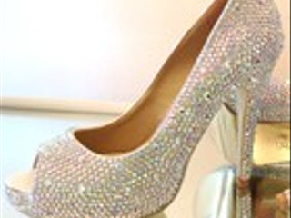 Steal Cinderella’s Wedding Day Style