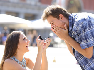 Poundland Are Selling a £1 Engagement Ring for Women to Propose This Leap Year