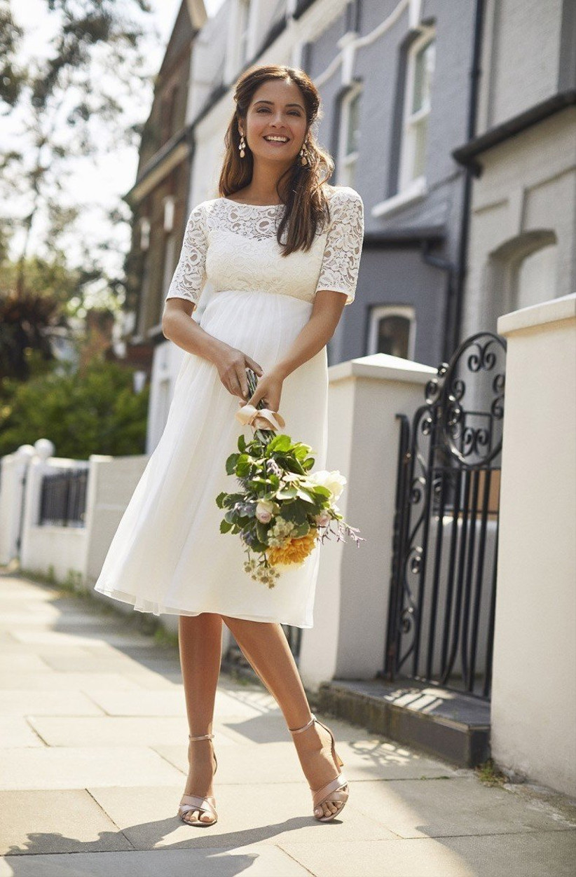 white maternity wedding dress