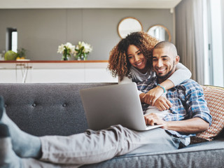 Wedding Websites: The 10 Best Free Websites for Your Wedding