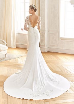 BAILE Wedding Dress from St. Patrick La Sposa - hitched.co.uk