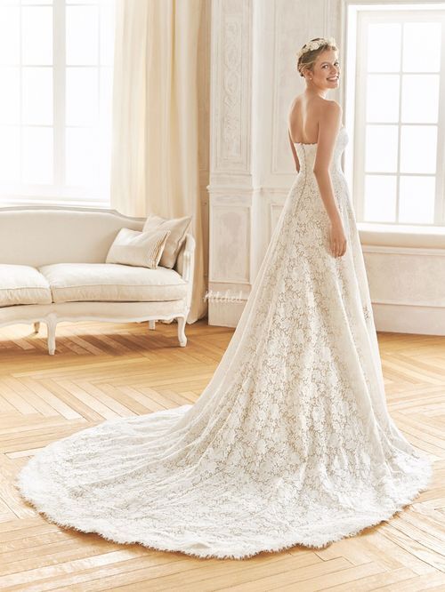 BIARRITZ Wedding Dress From St. Patrick La Sposa - Hitched.co.uk