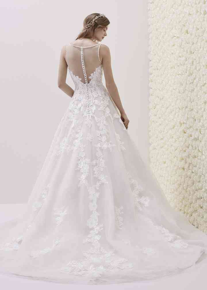 Elsira pronovias 2025