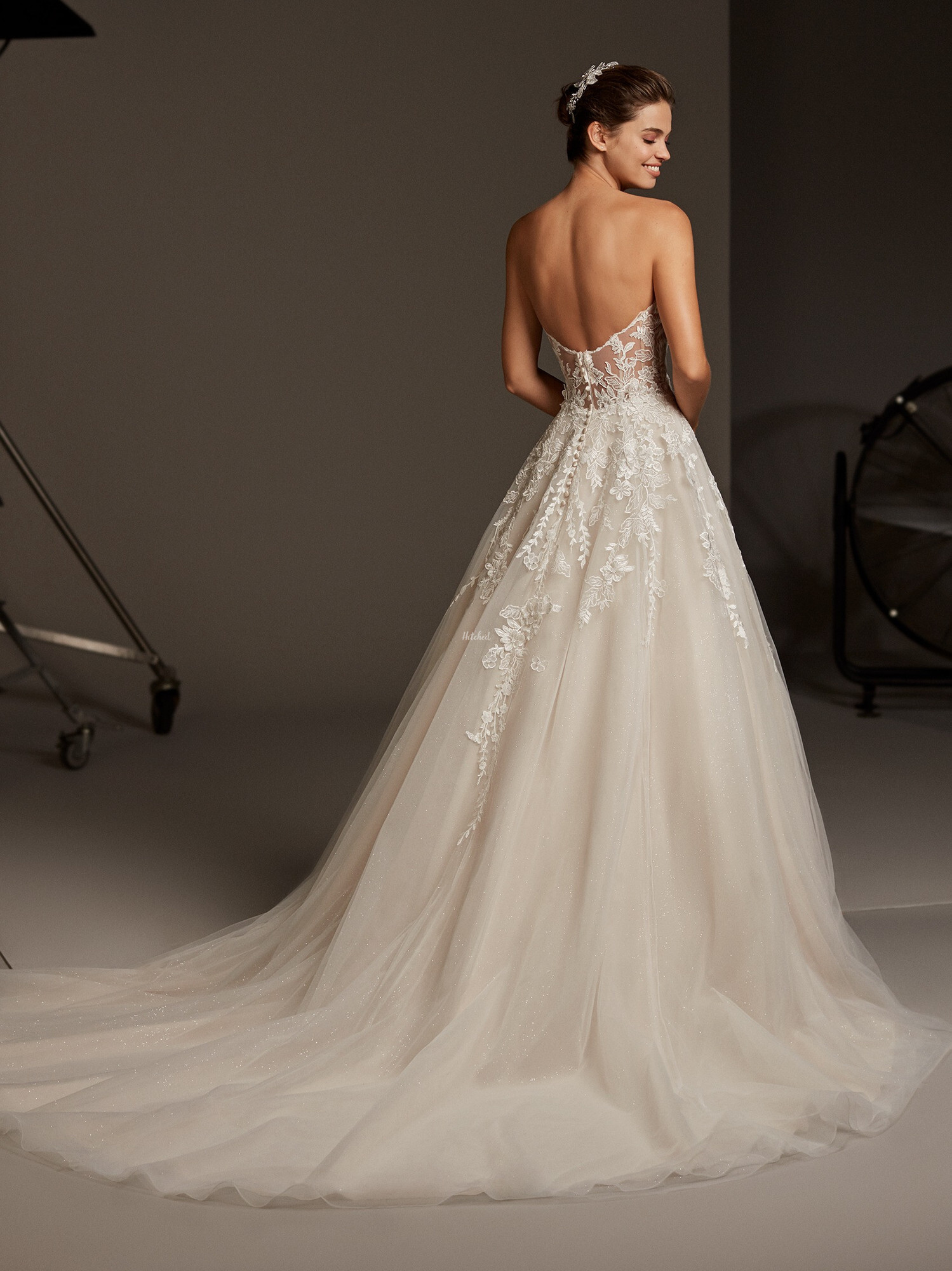 LYRA Wedding Dress from Pronovias - hitched.co.uk