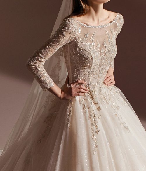 OLIVIA Wedding Dress from Pronovias - hitched.co.uk