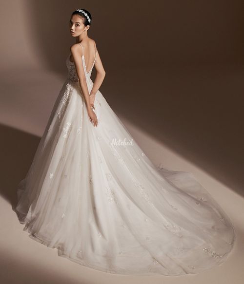 LUCREZIA, Pronovias