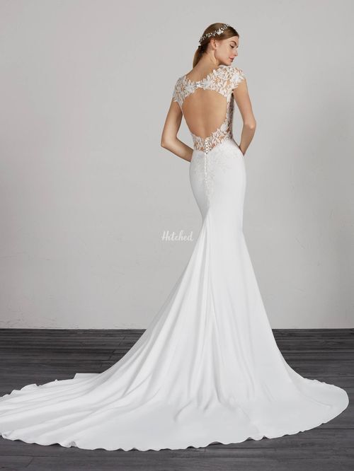 MELVA, Pronovias