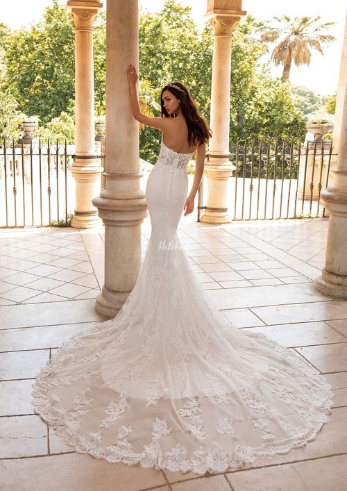 ERMIN Wedding Dress from Pronovias - hitched.co.uk