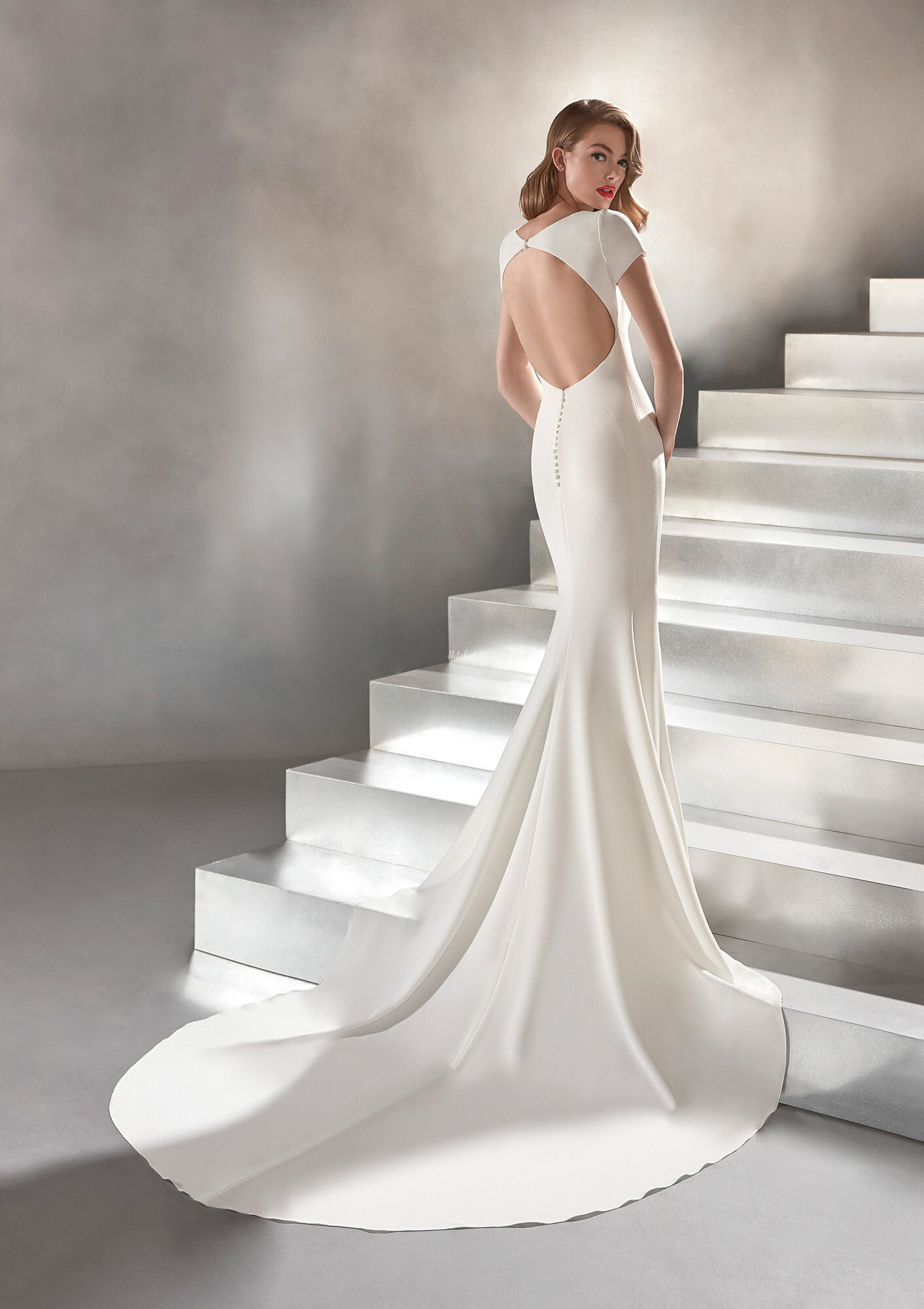 Valeria Wedding Dress From Atelier Pronovias Uk 5775