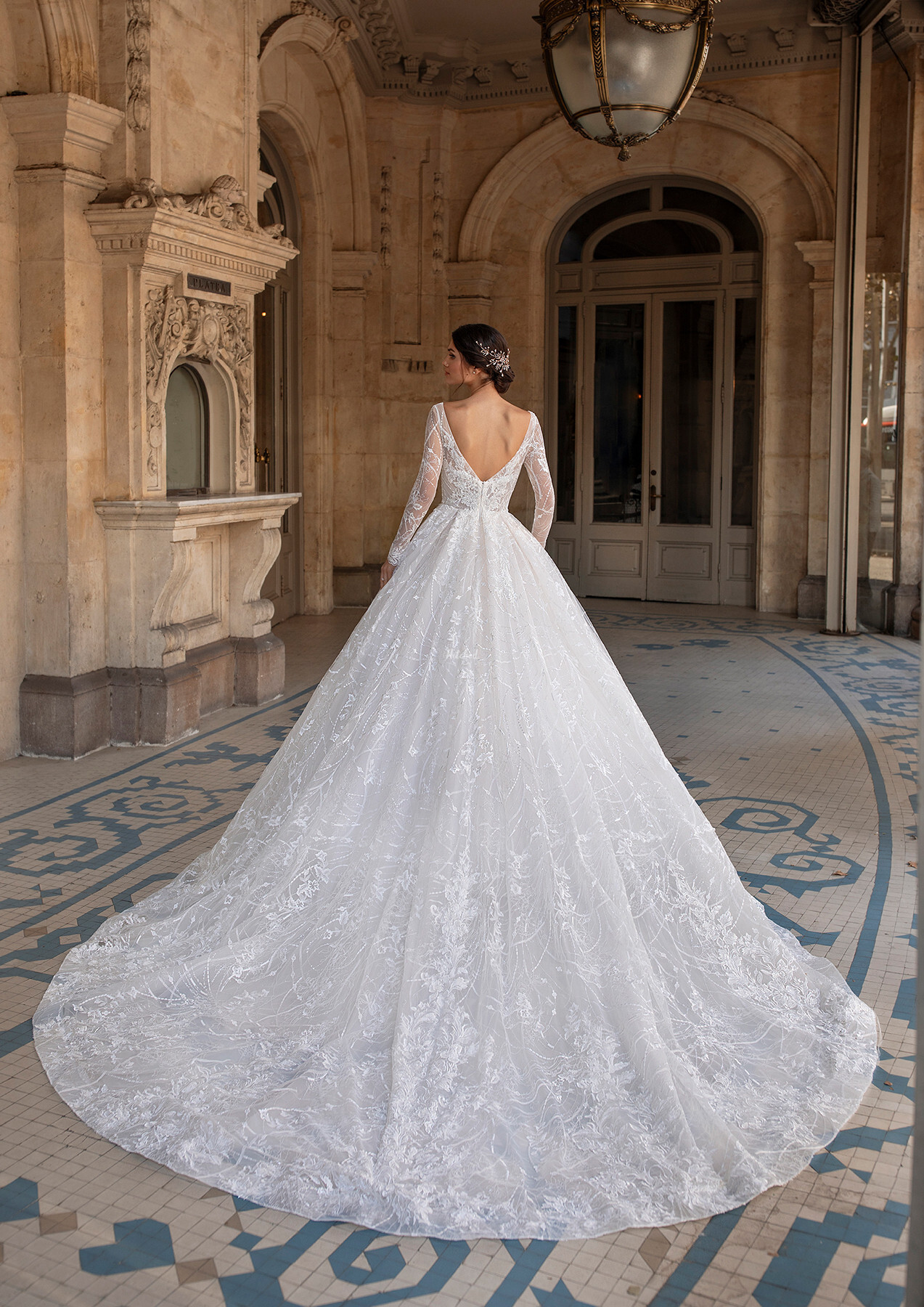 Byington Wedding Dress From Pronovias - Hitched.co.uk