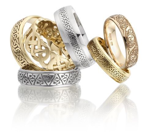 Celtic Tumble, Smooch Wedding Rings