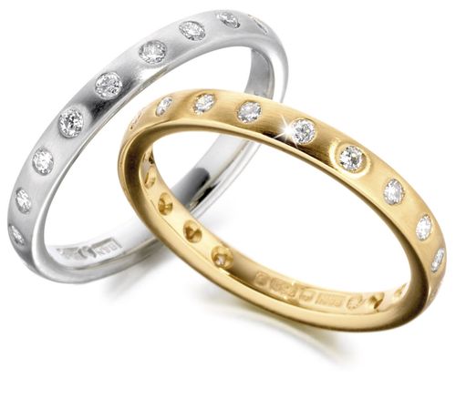 XD439, Smooch Wedding Rings