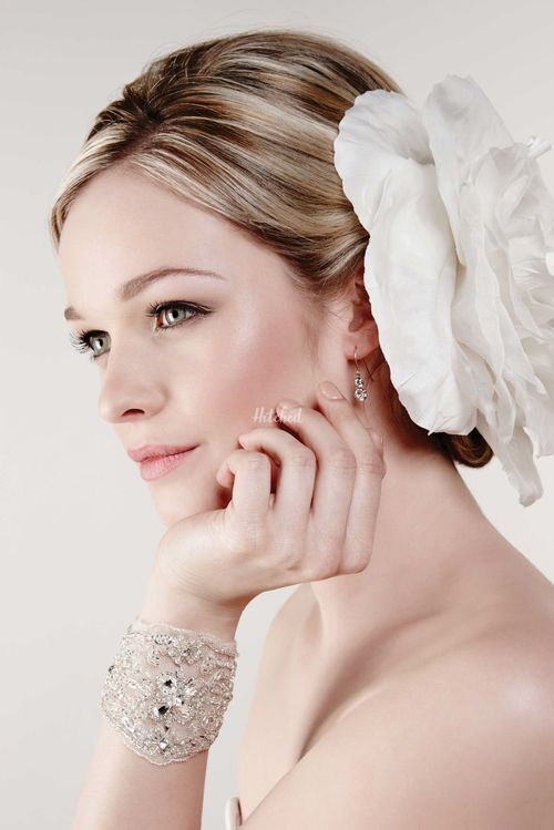 The Couture Veil - Elizabeth & Isobel Cuff, The Couture Veil