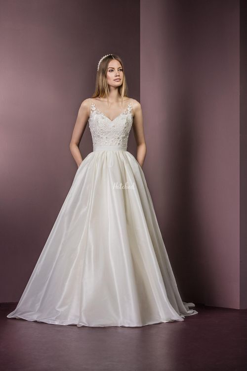 18040 Wedding Dress From Ellis Bridals - Hitched.co.uk