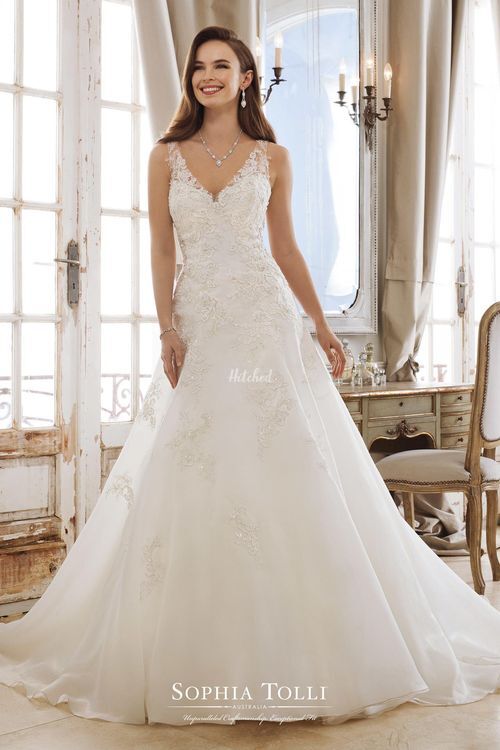 Y11874 Wedding Dress From Sophia Tolli Uk