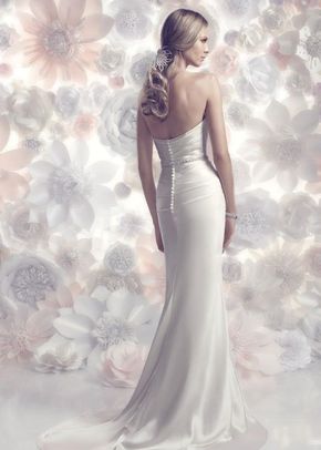 B096, Amare Couture