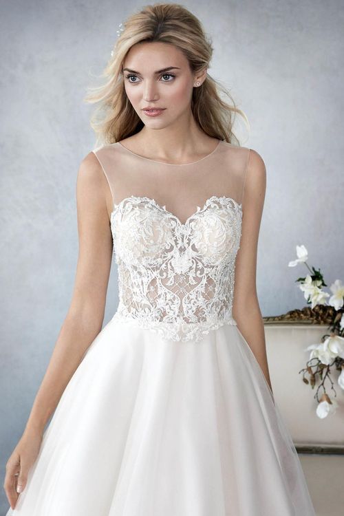 BE420 Wedding Dress from Ella Rosa by Kenneth Winston - hitched.co.uk
