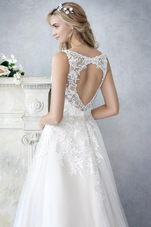 BE446 Wedding Dress from Ella Rosa by Kenneth Winston - hitched.co.uk