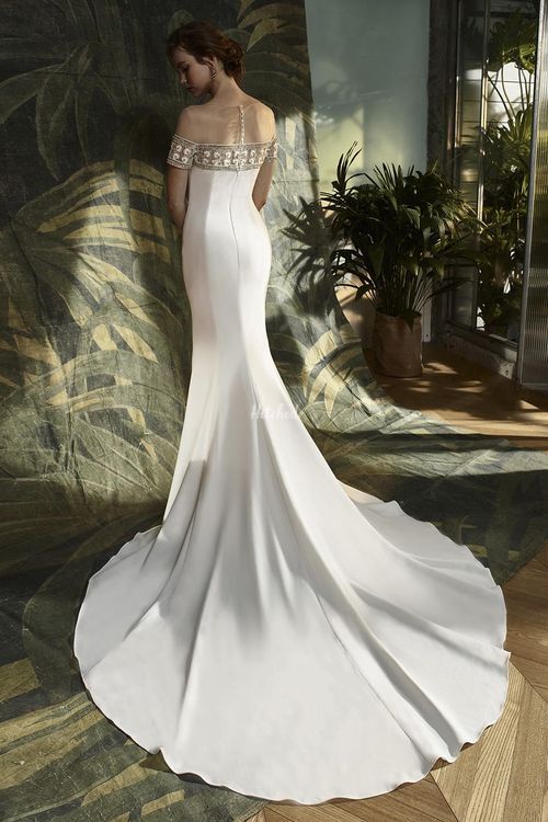 Kiana Wedding Dress From Blue By Enzoani - Hitched.co.uk