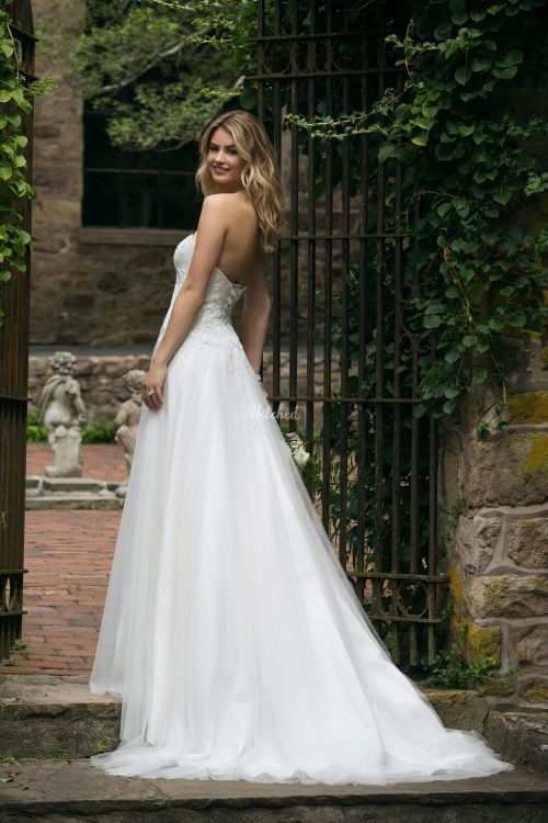 44046 Wedding Dress from Sincerity Bridal - hitched.co.uk