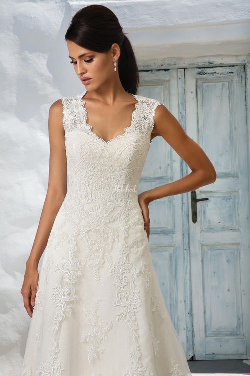 8822 Wedding Dress from Justin Alexander - hitched.co.uk
