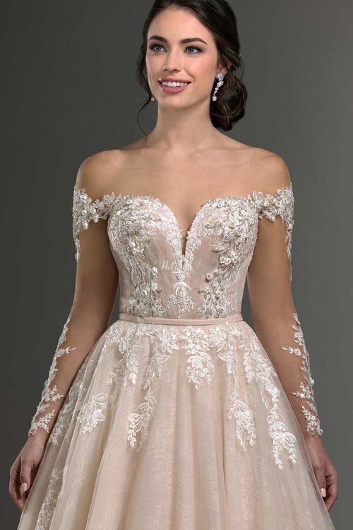 Bess + Simone Wedding Dress from Martina Liana - hitched.co.uk