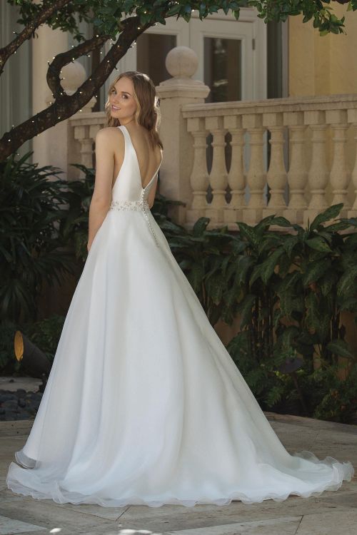 44083 Wedding Dress from Sincerity Bridal - hitched.co.uk