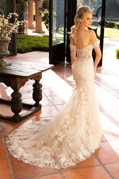 2376, Casablanca Bridal