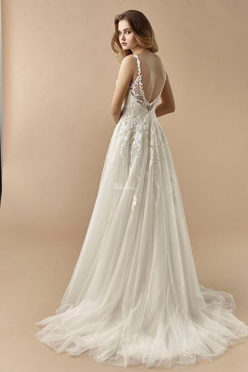 BT20-15 Wedding Dress from ETOILE - hitched.co.uk