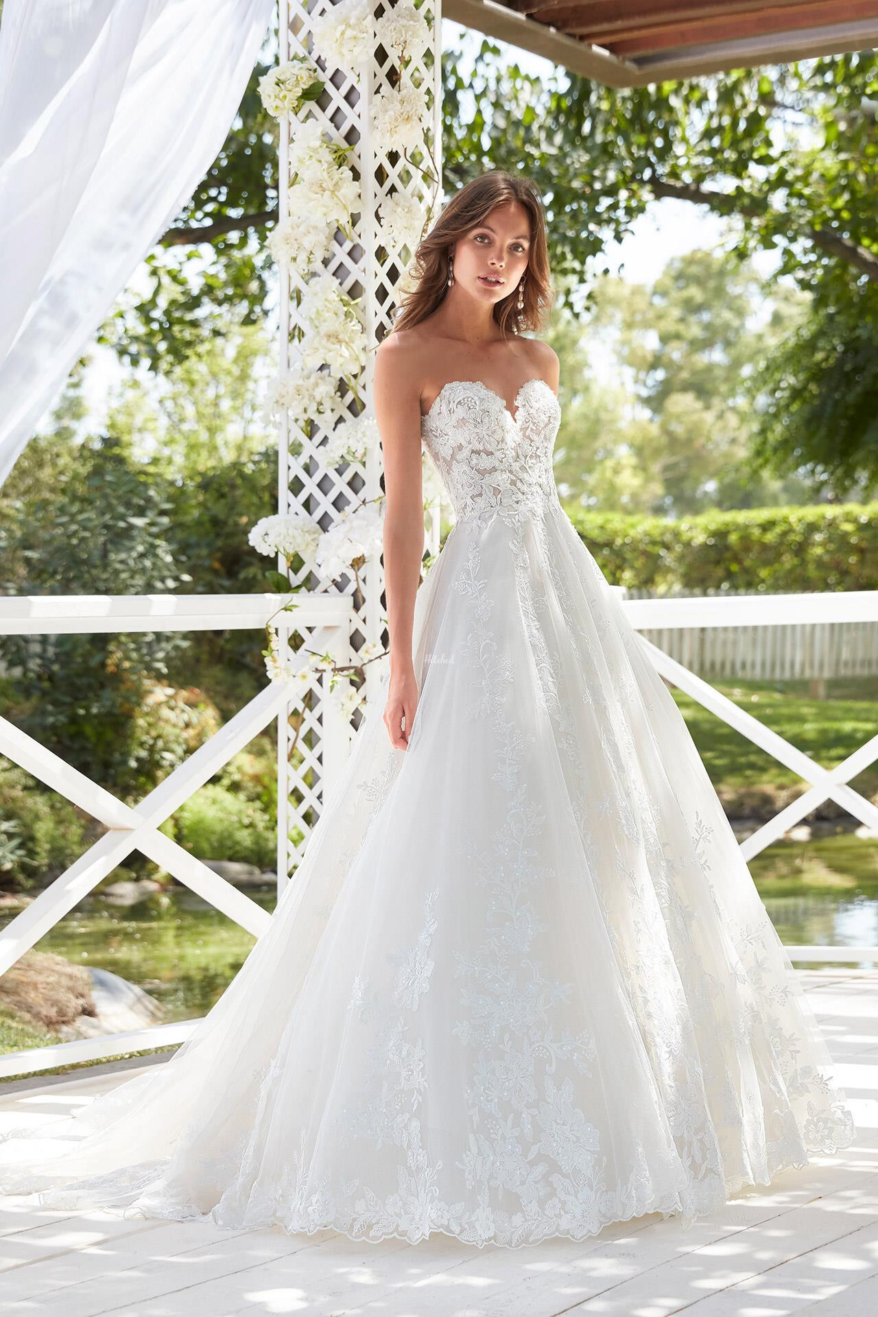 Celsa Wedding Dress from Aire Barcelona - hitched.co.uk