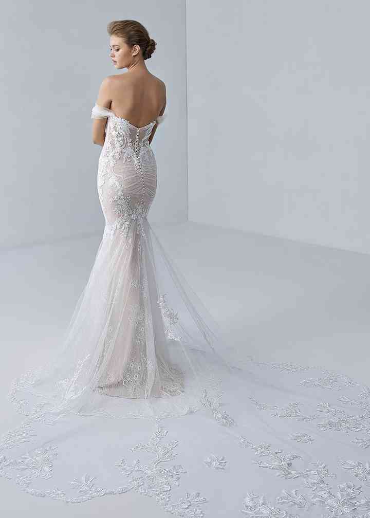 Evangeline Wedding Dress from ETOILE ...