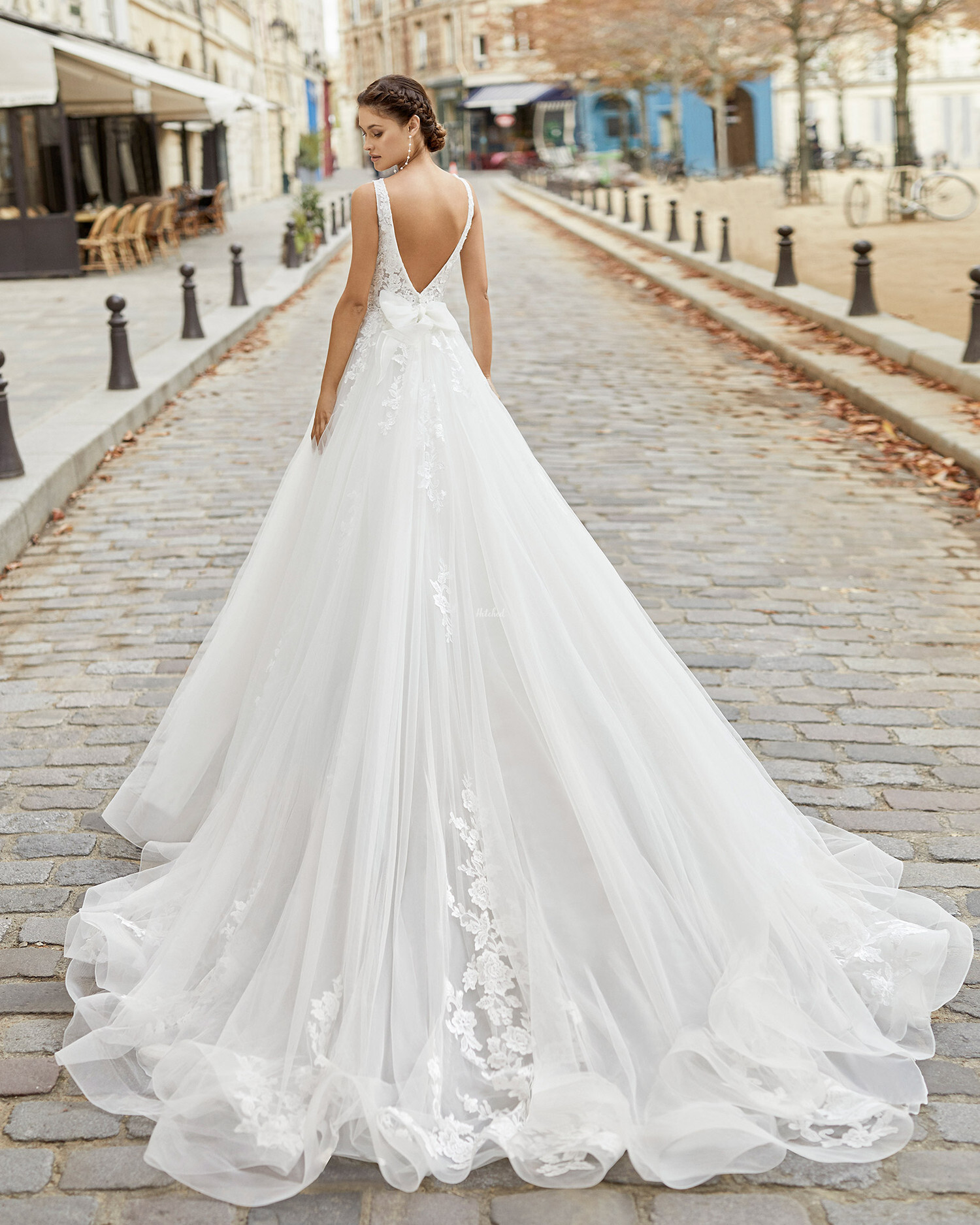 TERA Wedding Dress from Rosa Clará - hitched.co.uk