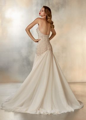 DAYTIME Wedding Dress from Atelier Pronovias - hitched.co.uk