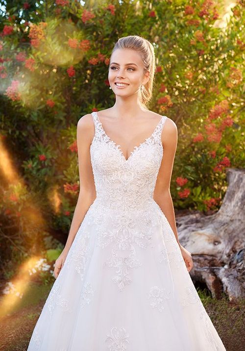 220263 Cypress Wedding Dress from Martin Thornburg for Mon Cheri ...