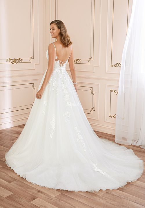 Y22041 Aurora, Sophia Tolli