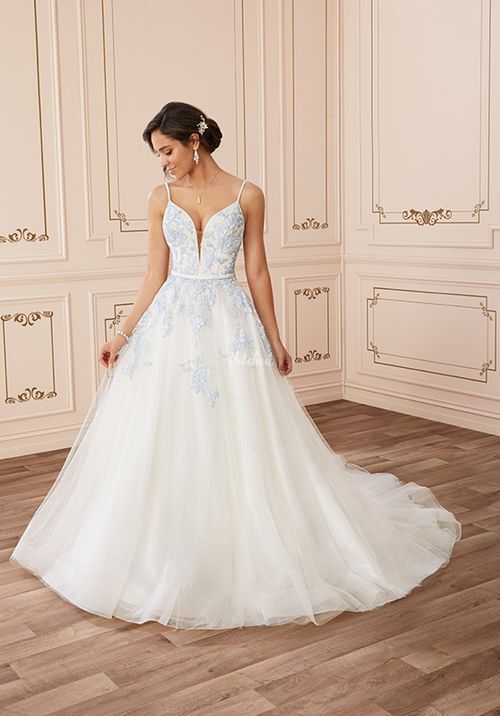 Y22041 Aurora, Sophia Tolli