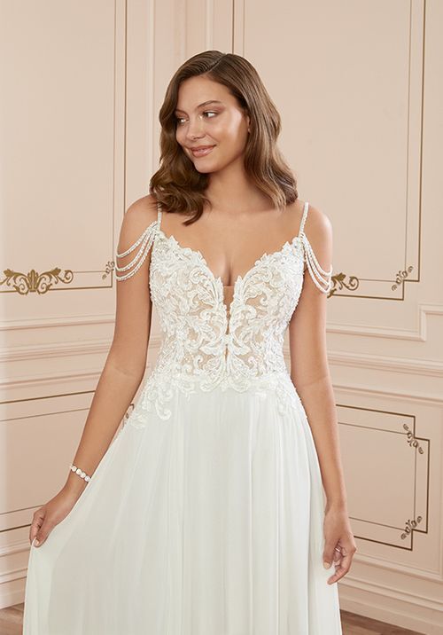 Y22043 Saskia, Sophia Tolli