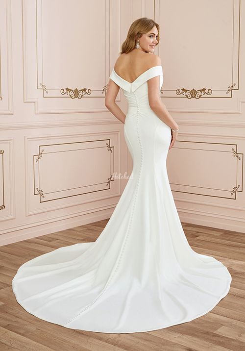 Y22045 Emma, Sophia Tolli